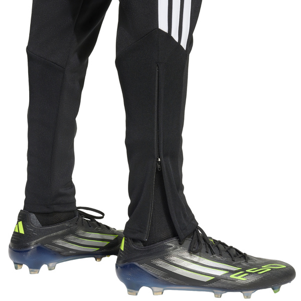 Spodnie męskie adidas Tiro 26 League Training Slim czarne JY7113