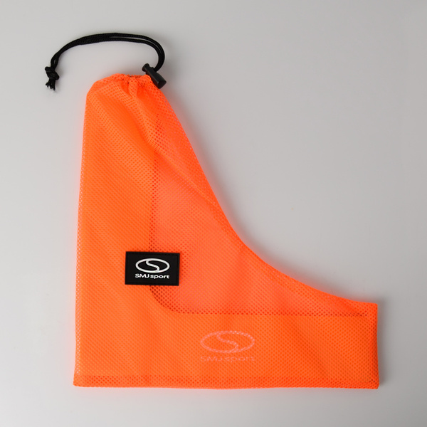 Płaskie znaczniki pola - narożniki 25x25 cm 4 szt. jaskrawe pomarańczowe SMJ sport ZPN-O